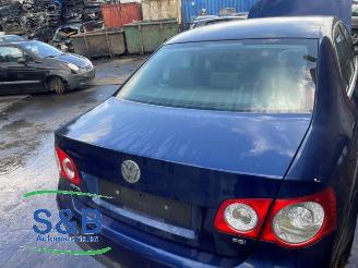 Volkswagen Jetta Jetta III (1K2), Sedan, 2005 / 2010 1.6 FSI 16V picture 22