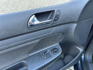Volkswagen Golf 1.9 TDI Hatchback  Diesel 1.896cc 77kW (105pk) FWD picture 14