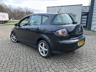 Seat Toledo 2.0 FSI 16V MPV  Benzine 1.984cc 110kW (150pk) FWD 2005-11/2009-03 (5P2) BVY picture 2