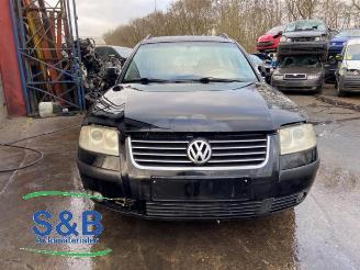 krockskadad bil auto Volkswagen Passat Passat Variant (3B6), Combi, 2000 / 2005 1.8 Turbo 20V 2002/3