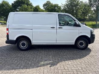 Volkswagen Transporter 2.0 TDI DRF Bestel  Diesel 1.968cc 62kW (84pk) FWD 2009-09/2015-08 (7E; 7F; 7H) CAAA picture 4