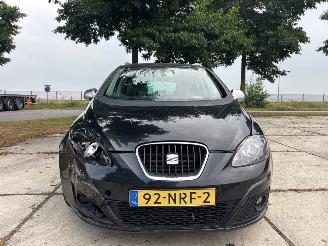 Seat Altea xl 1.2 TSI MPV  Benzine 1.197cc 77kW (105pk) FWD 2010-04/2015-07 (5P5) CBZB picture 2