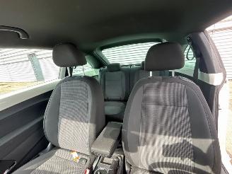 Volkswagen Beetle 1.2 TSI Hatchback 2Dr Benzine 1.197cc 77kW (105pk) FWD 2011-07/2019-07  CBZB picture 21