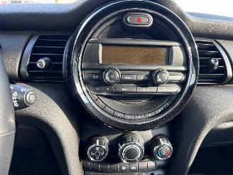 Mini One 1.2 12V One Hatchback 4Dr Benzine 1.198cc 75kW (102pk) FWD 2014-05/2017-10 (XS11; XS12) B38A12A picture 16