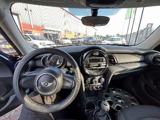 Mini One 1.2 12V One Hatchback 4Dr Benzine 1.198cc 75kW (102pk) FWD 2014-05/2017-10 (XS11; XS12) B38A12A picture 22