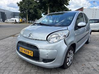 Citroën C1 1.0 12V Hatchback  Benzine 998cc 50kW (68pk) FWD 2005-06/2014-09 (PMCFA; PMCFB; PNCFA; PNCFB) 1KRFE; CFB; 384F; CFA picture 2