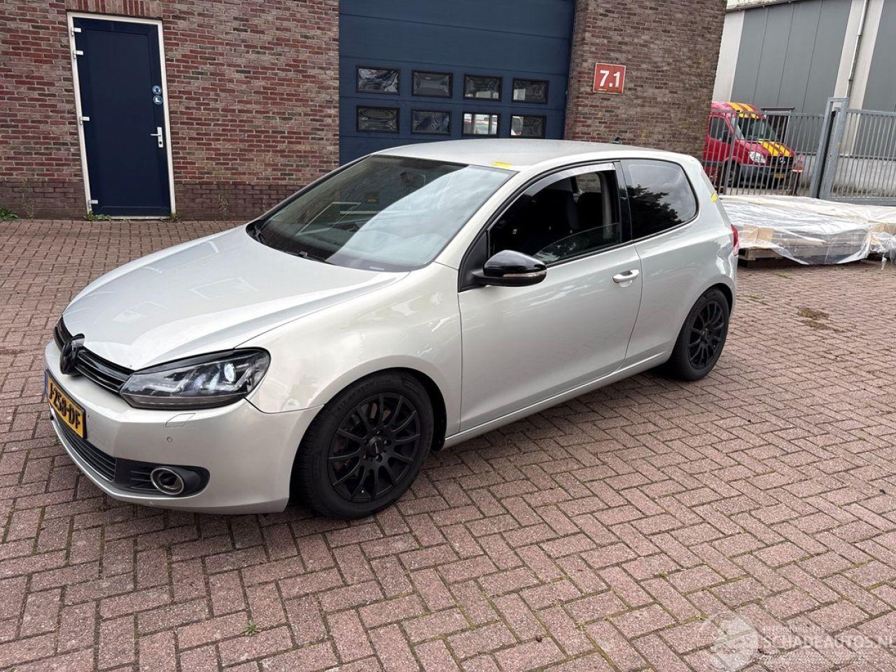 Volkswagen Golf 1.8 TSI 16V Hatchback  Benzine 1.798cc 118kW (160pk) FWD 2009-06/2011-01  CDAA