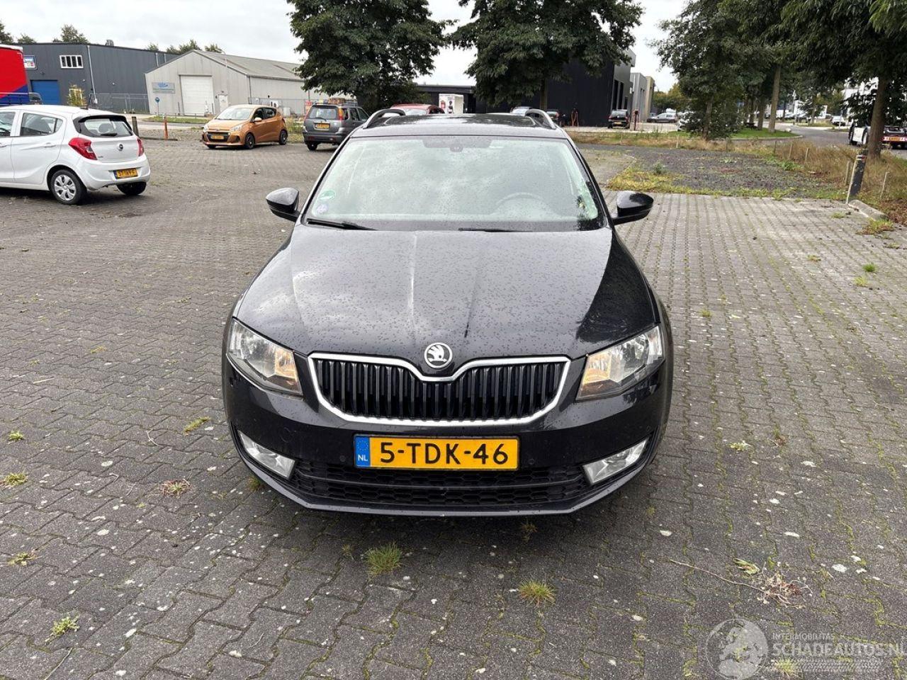 Skoda Octavia Octavia Combi (5EAC) Combi 5-drs 2012 / 2020