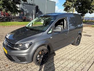 dommages fourgonnettes/vécules utilitaires Volkswagen Caddy 2.0 TDI 75 Bestel  Diesel 1.968cc 55kW (75pk) FWD 2015-05/2020-09  CUUF; DFSC; DFSF 2016/1