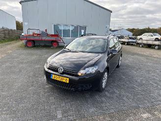 Voiture accidenté Volkswagen Golf 1.2 TSI BlueMotion Combi/o  Benzine 1.197cc 77kW (105pk) FWD 2009-07/2013-07  CBZB 2012/1