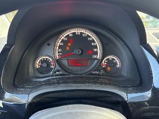 Volkswagen Up! 1.0 12V 60 Hatchback  Benzine 999cc 44kW (60pk) FWD 2011-08/2020-08  CHYA picture 10