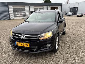 Volkswagen Tiguan 1.4 TSI 16V SUV  Benzine 1.395cc 92kW (125pk) FWD 2015-05/2018-07  CZDB picture 2