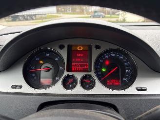 Volkswagen Passat 2.0 TDI 16V 140 Combi/o  Diesel 1.968cc 103kW (140pk) FWD 2008-01/2010-11 (3C5) CBAB picture 28