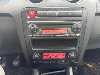 Seat Ibiza 1.6 16V Hatchback  Benzine 1.598cc 77kW (105pk) FWD 2006-11/2009-11 (6L1) BTS picture 10