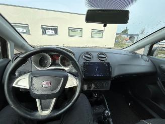 Seat Ibiza 1.2 TSI Hatchback 4Dr Benzine 1,197cc 77kW (105pk) FWD 2010-09/2012-03 (6J5) CBZB picture 25