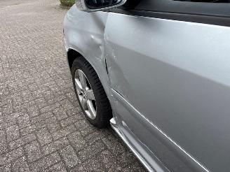 Volkswagen Touran 2.0 FSI 16V MPV  Benzine 1.984cc 110kW (150pk) FWD 2004-05/2005-11 (1T1) BLX picture 15