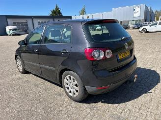 Volkswagen Golf 1.6 FSI 16V MPV  Benzine 1.598cc 85kW (116pk) FWD 2004-12/2008-05 (5M1) BLF; EURO4 picture 5