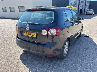 Volkswagen Golf 1.6 FSI 16V MPV  Benzine 1.598cc 85kW (116pk) FWD 2004-12/2008-05 (5M1) BLF; EURO4 picture 7
