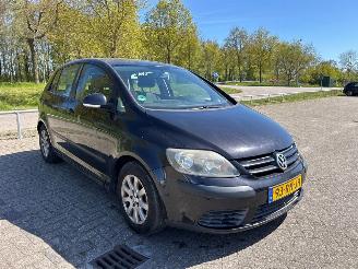 škoda osobní automobily Volkswagen Golf 1.6 FSI 16V MPV  Benzine 1.598cc 85kW (116pk) FWD 2004-12/2008-05 (5M1) BLF; EURO4 2005/6