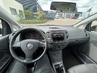 Volkswagen Golf plus 1.9 TDI 105 MPV  Diesel 1.896cc 77kW (105pk) FWD 2006-05/2009-01 (5M1) BXE picture 9