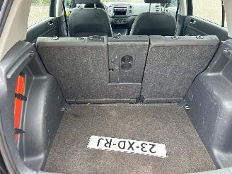 Volkswagen Golf plus 1.9 TDI 105 MPV  Diesel 1.896cc 77kW (105pk) FWD 2006-05/2009-01 (5M1) BXE picture 15