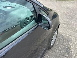 Volkswagen Golf plus 1.9 TDI 105 MPV  Diesel 1.896cc 77kW (105pk) FWD 2006-05/2009-01 (5M1) BXE picture 4