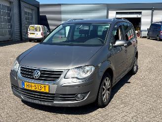 skadebil auto Volkswagen Touran 1.4 16V TSI 140 MPV  Benzine 1.390cc 103kW (140pk) FWD 2006-02/2010-05 (1T1; 1T2) BMY 2006/12