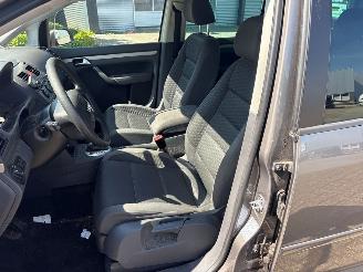 Volkswagen Touran 1.4 16V TSI 140 MPV  Benzine 1.390cc 103kW (140pk) FWD 2006-02/2010-05 (1T1; 1T2) BMY picture 10
