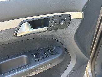 Volkswagen Touran 1.4 16V TSI 140 MPV  Benzine 1.390cc 103kW (140pk) FWD 2006-02/2010-05 (1T1; 1T2) BMY picture 11