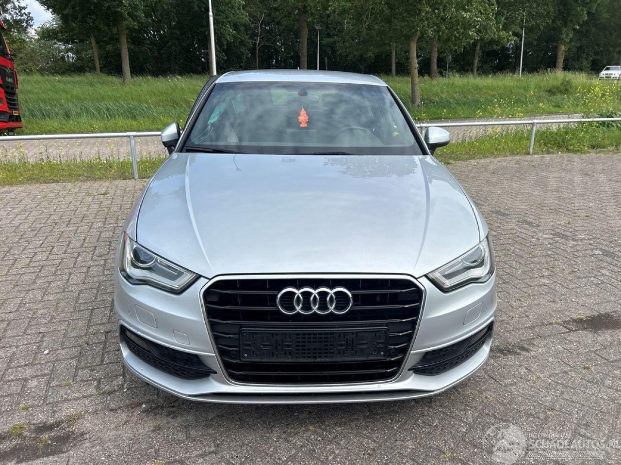 Audi A3 1.4 TFSI ACT 16V Hatchback 4Dr Benzine 1.395cc 103kW (140pk) FWD 2013-03/2014-04 (8VA; 8VF) CPTA