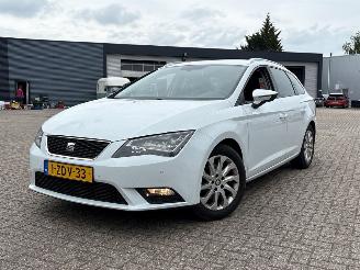 skadebil auto Seat Leon 1.6 TDI Ecomotive 16V Combi/o 4Dr Diesel 1.598cc 81kW (110pk) FWD 2013-09/2018-08  CRKB ST 2014/12