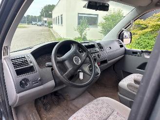 Volkswagen Transporter 2.5 TDi Bestel  Diesel 2.460cc 96kW (131pk) FWD 2003-04/2009-11 (7HA; 7HH; 7HZ) AXD; BNZ picture 10