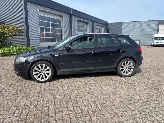 Audi A3 1.8 TFSI 16V Hatchback 4Dr Benzine 1.784cc 118kW (160pk) FWD 2007-06/2008-06 (8PA) BZB picture 2