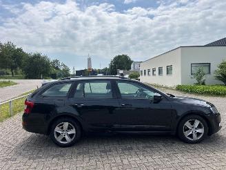 Skoda Octavia 1.6 TDI Greenline 16V Combi/o 4Dr Diesel 1.598cc 81kW (110pk) FWD 2013-05/2020-07  CRKB picture 3