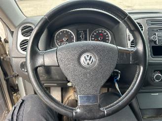 Volkswagen Tiguan 1.4 TSI 16V SUV  Benzine 1.390cc 110kW (150pk) FWD 2008-03/2011-05 (5N1) CAVA picture 7