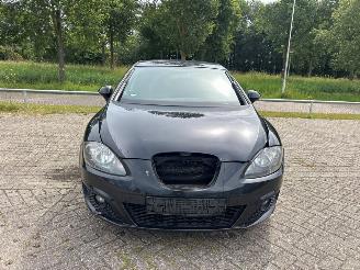 Voiture accidenté Seat Leon 1.2 TSI Hatchback 4Dr Benzine 1.197cc 77kW (105pk) FWD 2010-02/2012-12 (1P1) CBZB 2011/4