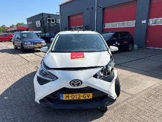 Toyota Aygo 1.0 12V VVT-i Hatchback Benzine 998cc 53kW (72pk) FWD 2018-03 (KGB40) 1KRFE 2020/2