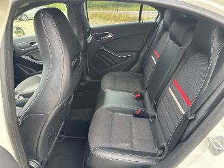 Mercedes A-klasse 1.5 A-180 CDI, A-180d 16V Hatchback  Diesel 1.461cc 80kW (109pk) FWD 2012-06/2018-05 (176.012; 176.212) OM607951; K9K picture 18