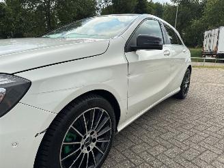 Mercedes A-klasse 1.5 A-180 CDI, A-180d 16V Hatchback  Diesel 1.461cc 80kW (109pk) FWD 2012-06/2018-05 (176.012; 176.212) OM607951; K9K picture 8