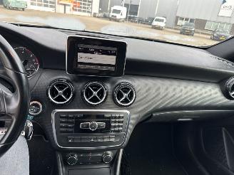 Mercedes A-klasse 1.5 A-180 CDI, A-180d 16V Hatchback  Diesel 1.461cc 80kW (109pk) FWD 2012-06/2018-05 (176.012; 176.212) OM607951; K9K picture 16