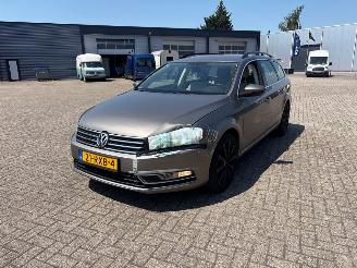 škoda osobní automobily Volkswagen Passat 1.4 TSI 16V Combi/o  Benzine 1.390cc 90kW (122pk) FWD 2010-08/2014-12  CAXA 2011/8