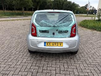 Volkswagen Up! 1.0 12V 60 Hatchback  Benzine 999cc 44kW (60pk) FWD 2011-08/2020-08  CHYA picture 7