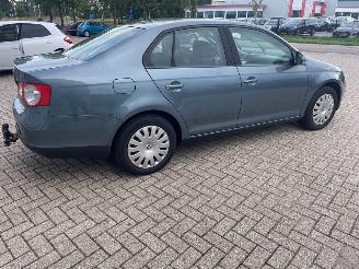 Volkswagen Jetta 1.6 Sedan 4Dr Benzine 1.595cc 75kW (102pk) FWD picture 11
