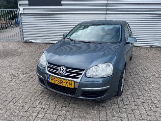 Volkswagen Jetta 1.6 Sedan 4Dr Benzine 1.595cc 75kW (102pk) FWD picture 4