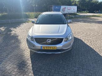 Volvo Xc-60 2.0 D4 16V SUV  Diesel 1.969cc 140kW (190pk) FWD 2015-03/2017-02 (DZA8) D4204T14 picture 2