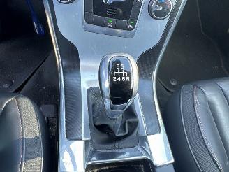 Volvo Xc-60 2.0 D4 16V SUV  Diesel 1.969cc 140kW (190pk) FWD 2015-03/2017-02 (DZA8) D4204T14 picture 32