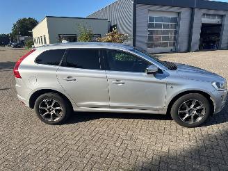 Volvo Xc-60 2.0 D4 16V SUV  Diesel 1.969cc 140kW (190pk) FWD 2015-03/2017-02 (DZA8) D4204T14 picture 5