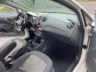 Seat Ibiza 1.2 12V Hatchback 2Dr Benzine 1.198cc 51kW (69pk) FWD 2009-06/2015-05 (6J1) CGPA picture 17