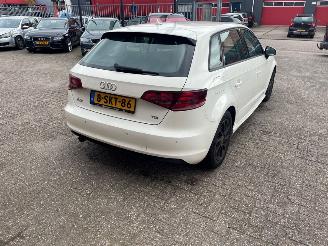 Audi A3 1.6 TDI Ultra 16V Hatchback 4Dr Diesel 1.598cc 81kW (110pk) FWD 2013-09/2015-04 (8VA; 8VF) CRKB picture 8