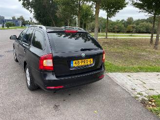 Skoda Octavia 1.2 TSI Combi/o 4Dr Benzine 1.197cc 77kW (105pk) FWD 2010-02/2013-04 (1Z5) CBZB picture 5